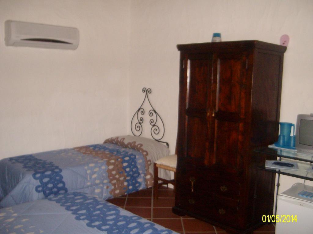 Agriturismo Spridda Bed and Breakfast Arzachena Habitación foto